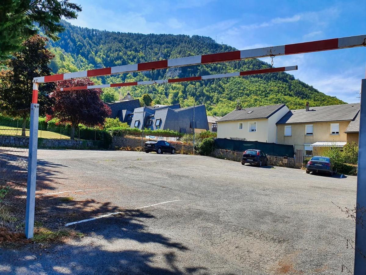 Idealement Situe, Spacieux Et Agreable, Parking Gratuit Et Classe 3 Etoiles Mende Eksteriør billede